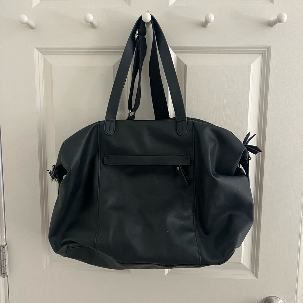 Leather duffle bag